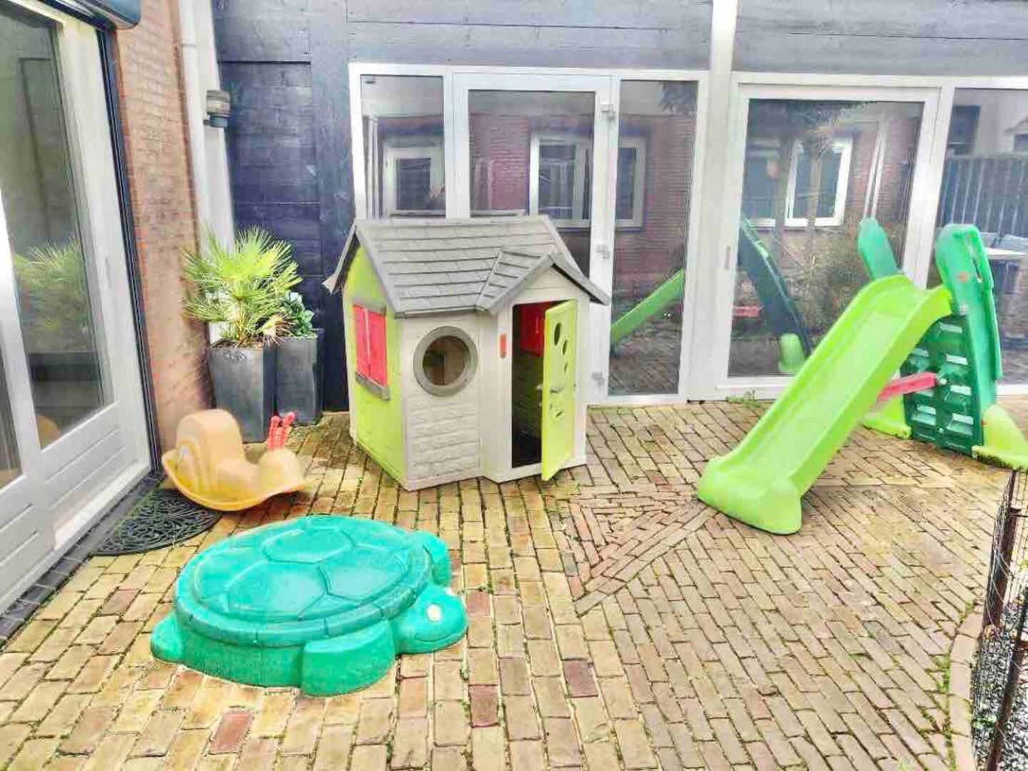 Xxl House With Free Parking & 3 Bedrooms Tilburgo Exterior foto